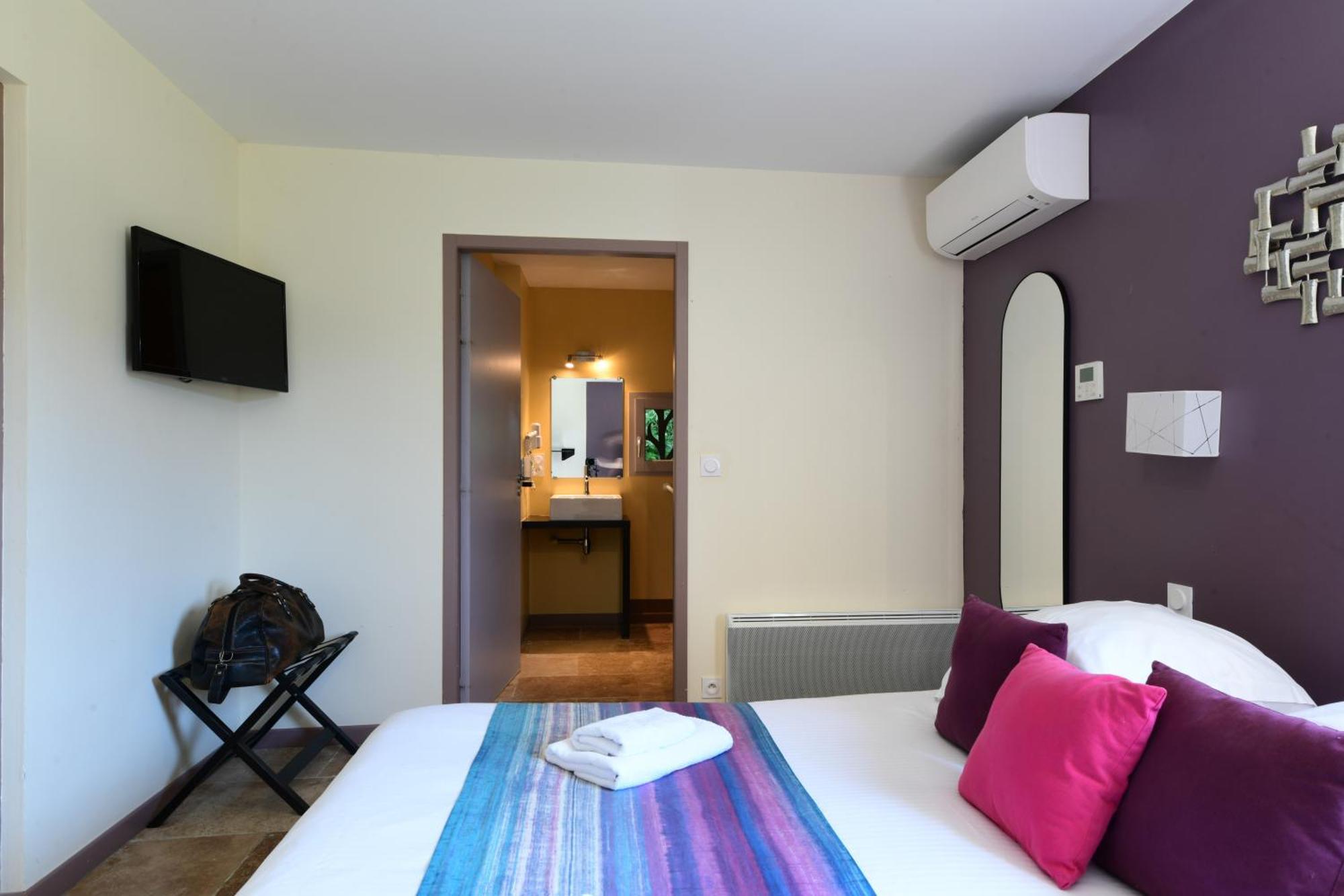 Logis L'Auberge De Larressingle Екстериор снимка