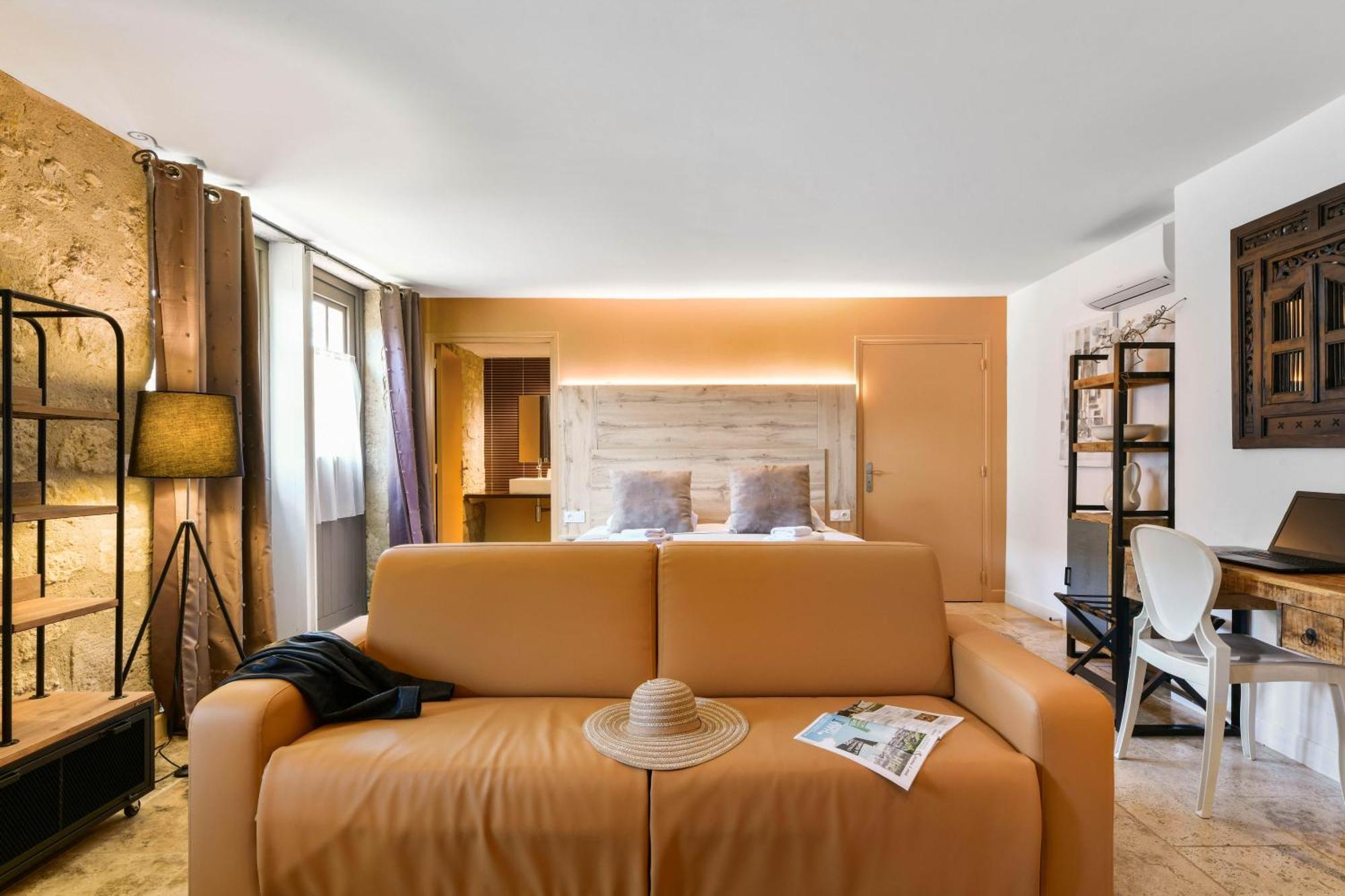 Logis L'Auberge De Larressingle Екстериор снимка
