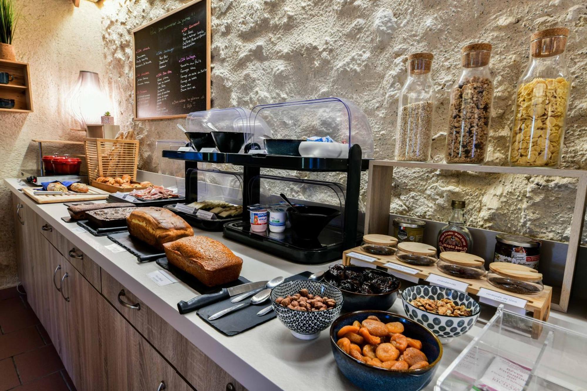 Logis L'Auberge De Larressingle Екстериор снимка