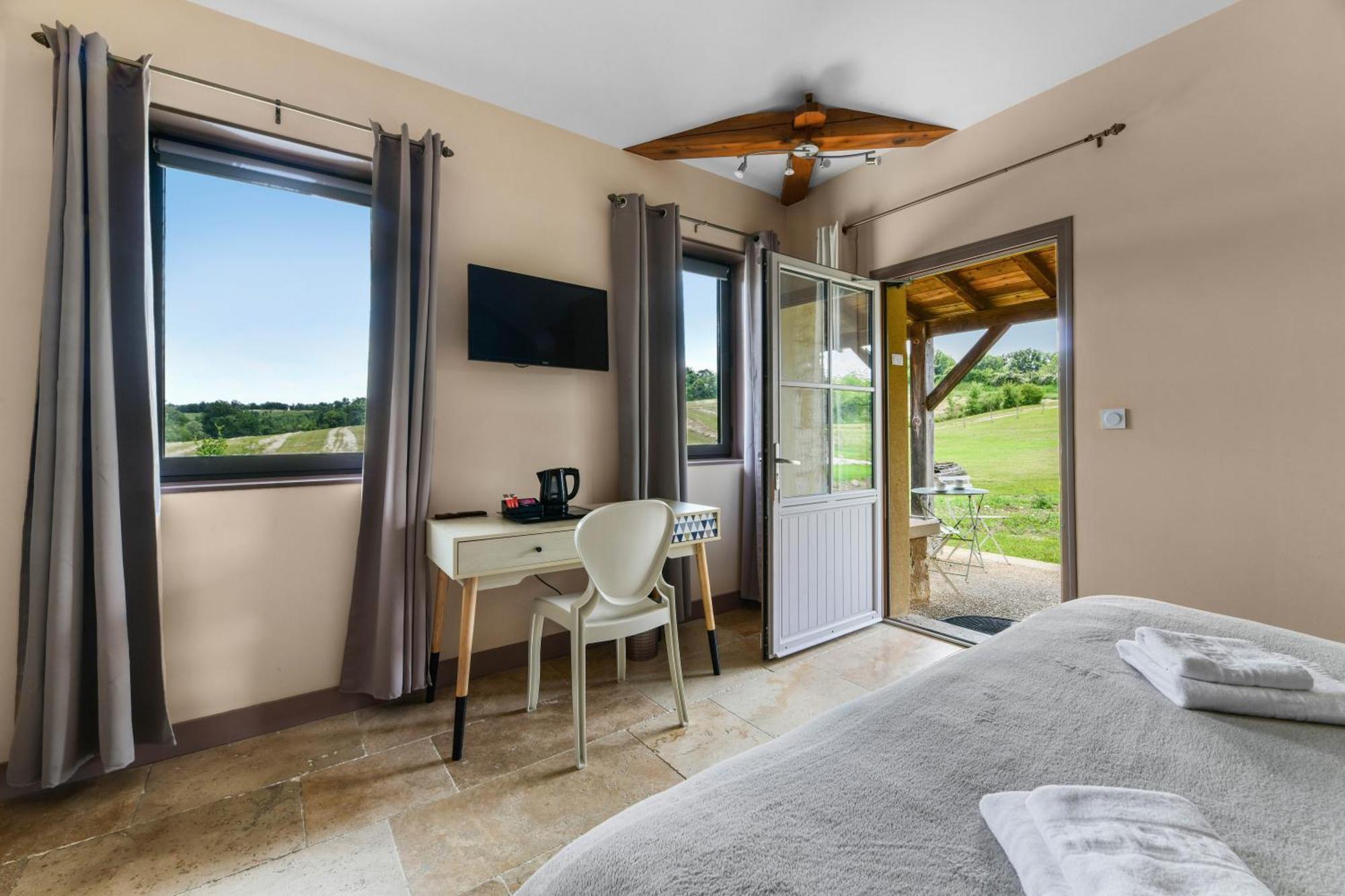 Logis L'Auberge De Larressingle Екстериор снимка