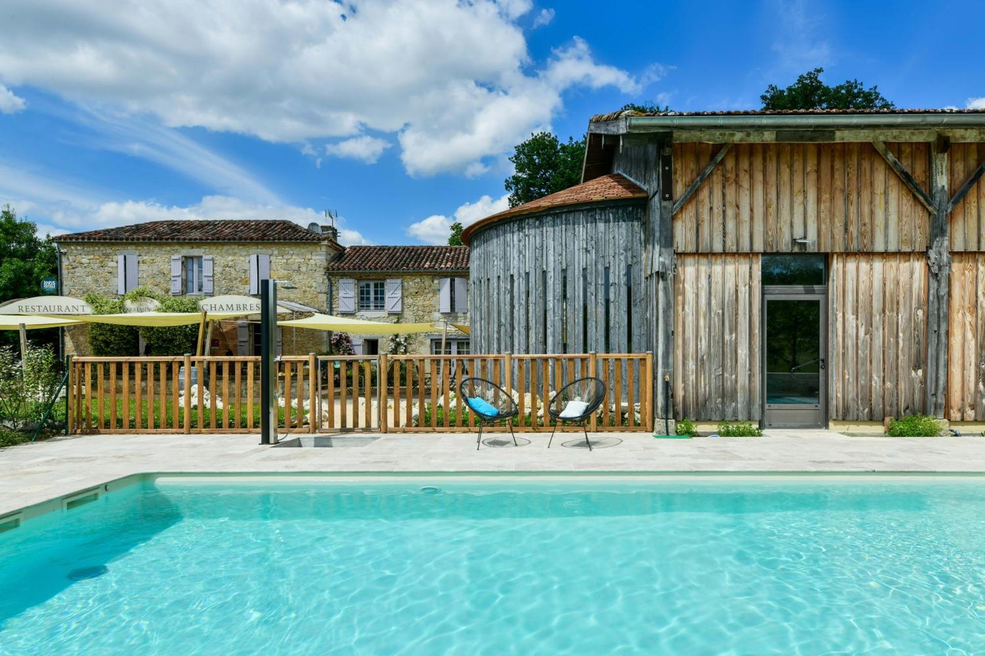 Logis L'Auberge De Larressingle Екстериор снимка