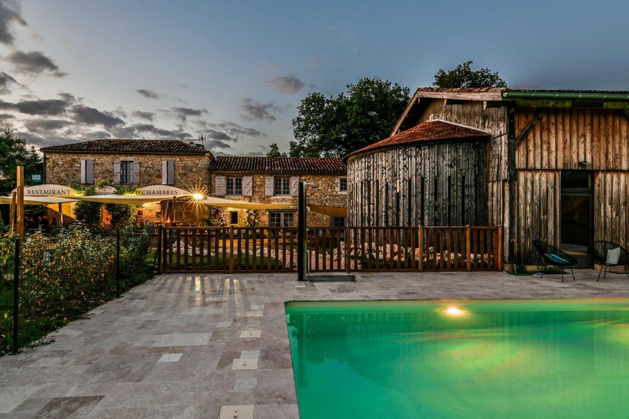 Logis L'Auberge De Larressingle Екстериор снимка